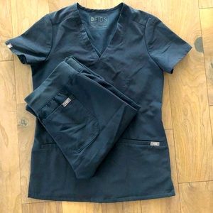 Figs Scrubs Set Women Dark Habor Limited